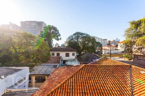 Image 14 - 226980